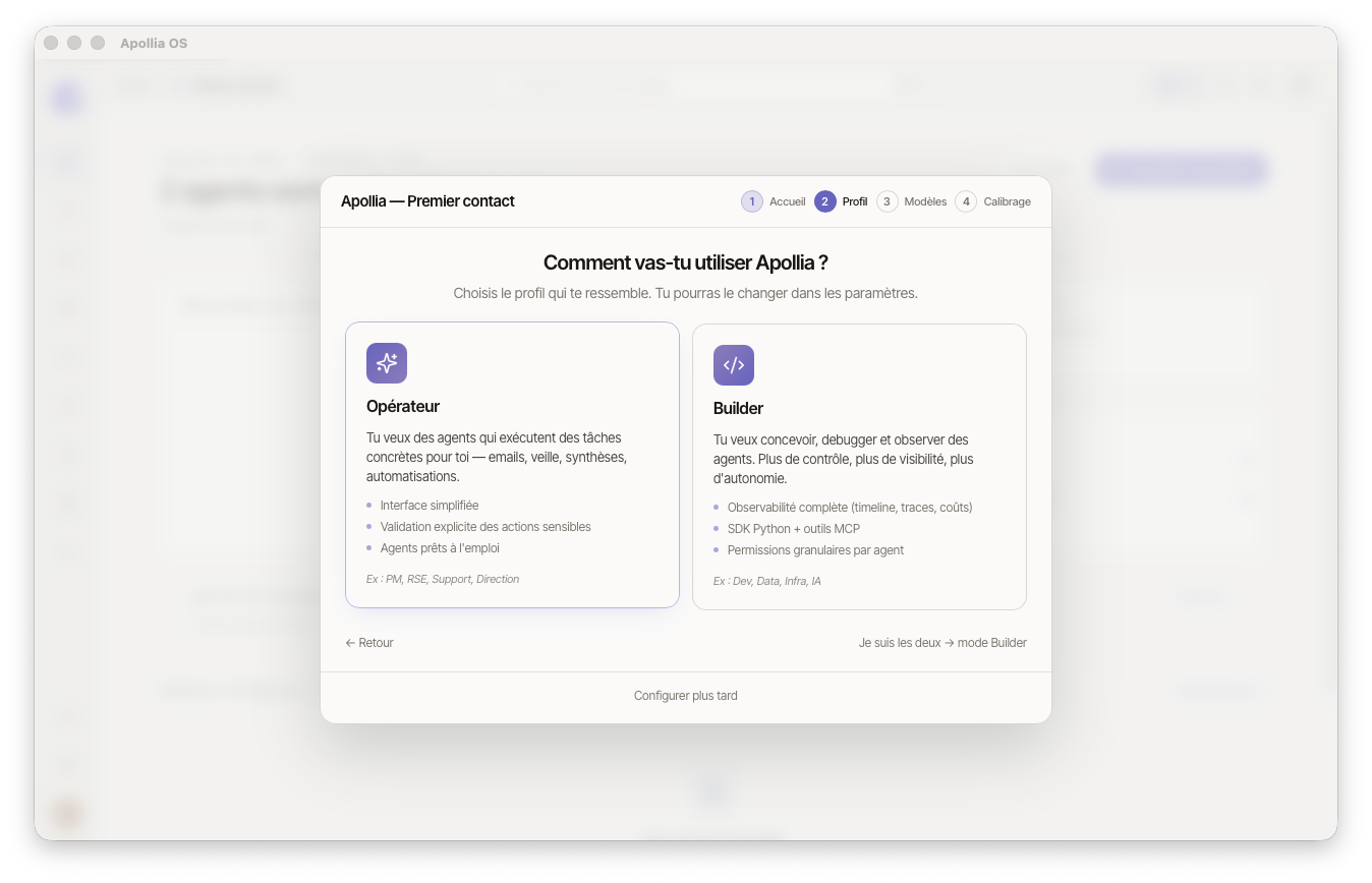 Étape Profil avec deux cartes Opérateur (icône étincelles) et Builder (icône code), chacune avec 3 puces et un exemple de rôle