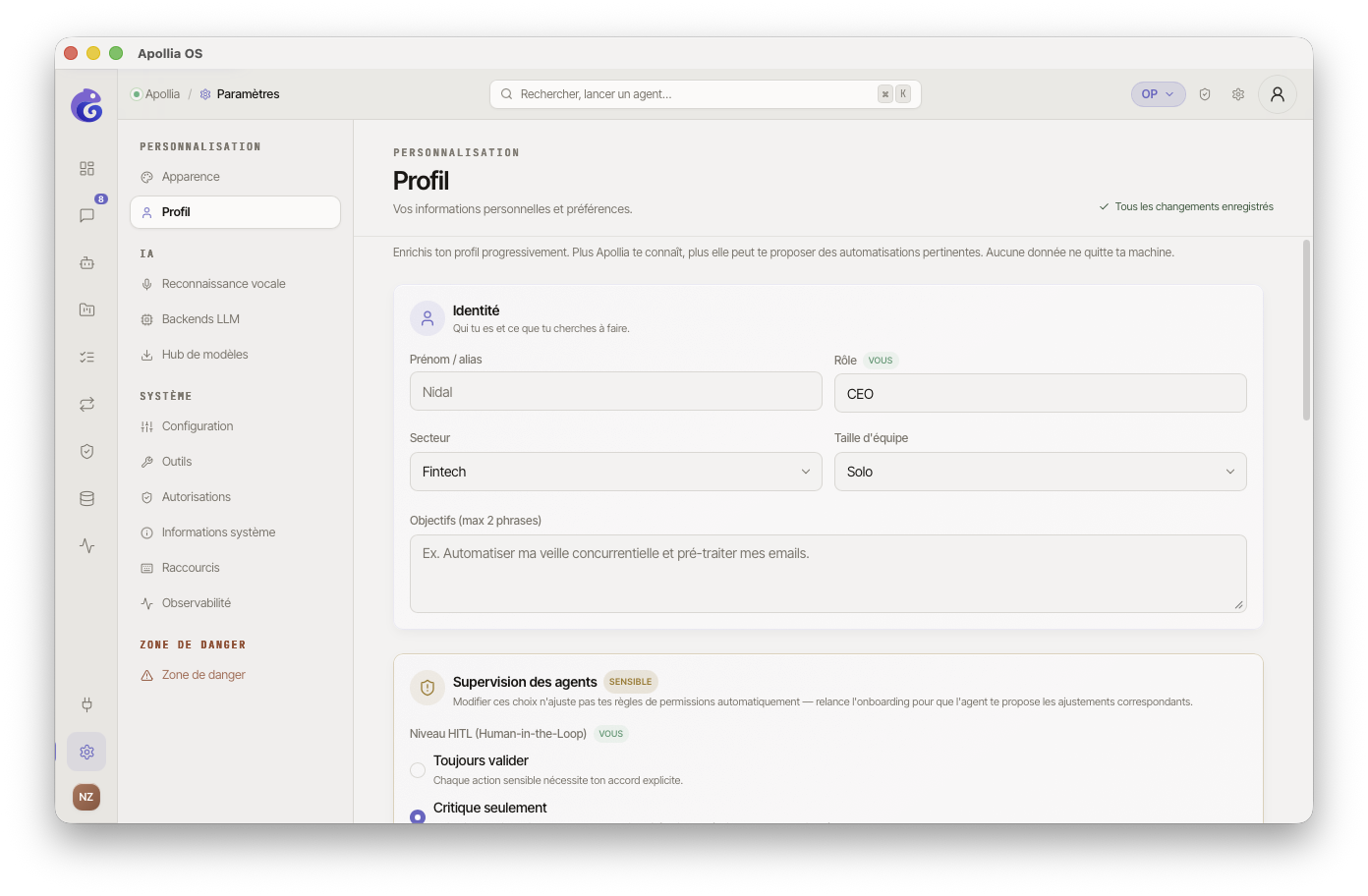 page Paramètres → Profil — 5 sections empilées (Identité, Supervision des agents, Outils & contexte métier,...